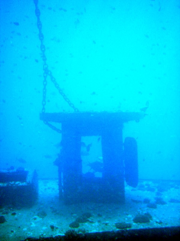 Waikiki Underwater Shipwreck A 8