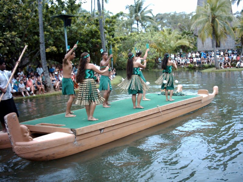 Oahu Polynesian Cultural Center Canoe Pageant Aotearoa 2