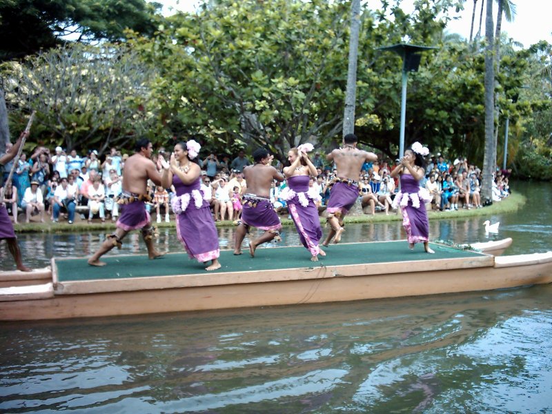 Oahu Polynesian Cultural Center Canoe Pageant Samoa 2